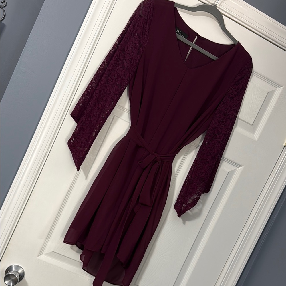 Elegant Burgundy Lace Sleeve Dress